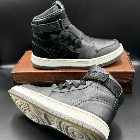 Wmns Air Jordan 1 Nova XX 'Black Sail' - Picture 5 of 12